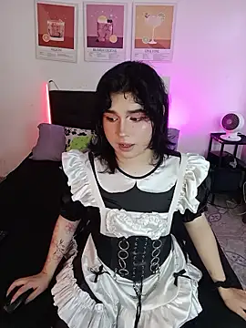 Snapshot of Daniellesins1 chatting on February 18, 2026, 9:33 pm Daniellesins1 online show from February 18, 2026, 9:33 pm