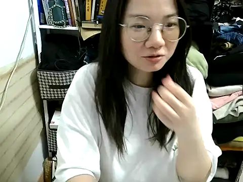 Snapshot of xiaoxiaowan11 chatting on March 7, 2026, 10:32 am xiaoxiaowan11 online show from March 7, 2026, 10:32 am
