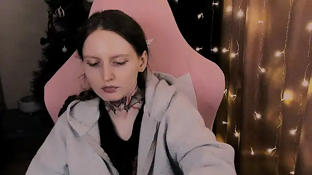 Snapshot of Onyxix chatting on February 21, 2026, 8:33 pm Onyxix online show from February 21, 2026, 8:33 pm