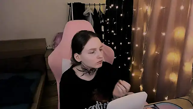 Snapshot of Onyxix chatting on March 16, 2026, 5:59 pm Onyxix online show from March 16, 2026, 5:59 pm