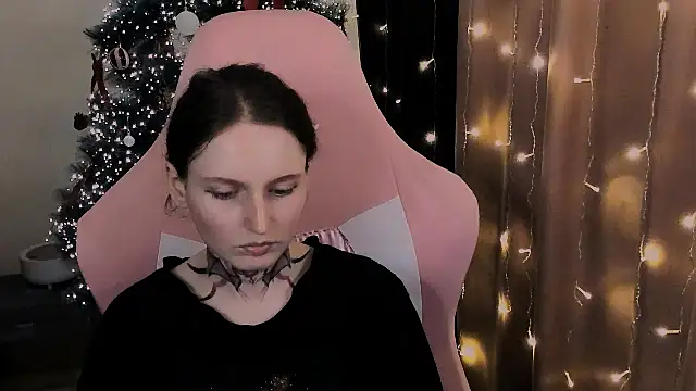 Snapshot of Onyxix chatting on February 15, 2026, 7:35 pm Onyxix online show from February 15, 2026, 7:35 pm