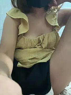 Miu Xinh online show from March 25, 2026, 4:28 pm