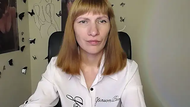 Snapshot of Rosalinda_ro chatting on July 12, 2026, 5:58 pm Rosalinda ro online show from July 12, 2026, 5:58 pm