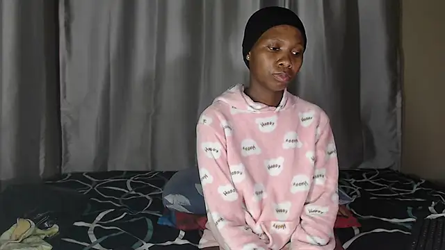 PussyFarrie online show from March 26, 2026, 6:11 am