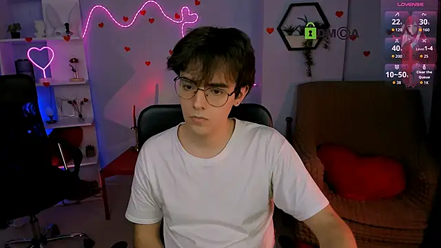 Snapshot of martin_neil chatting on February 23, 2026, 8:20 pm martin neil online show from February 23, 2026, 8:20 pm