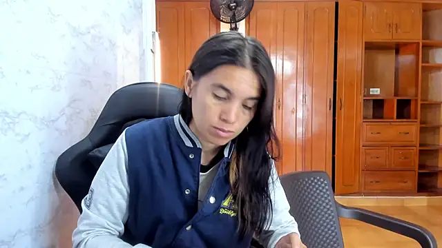 Emily and Soffy online show from March 12, 2026, 12:09 pm