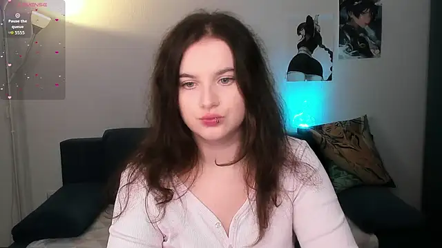 chloe dashh online show from February 24, 2026, 9:37 pm