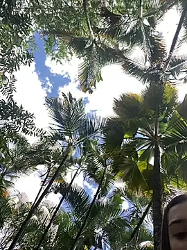 Mia rivers   online show from April 11, 2026, 7:06 pm