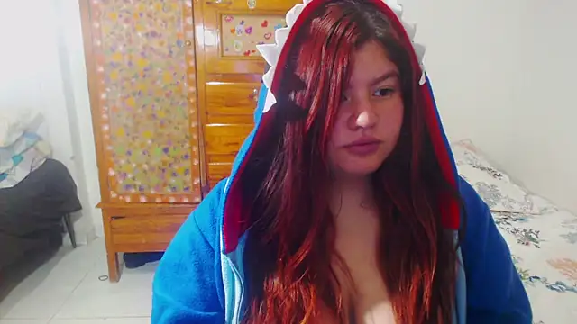 Snapshot of im_angel777 chatting on February 14, 2026, 12:00 am im angel777 online show from February 14, 2026, 12:00 am