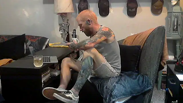 F D R  online show from March 17, 2026, 3:31 am