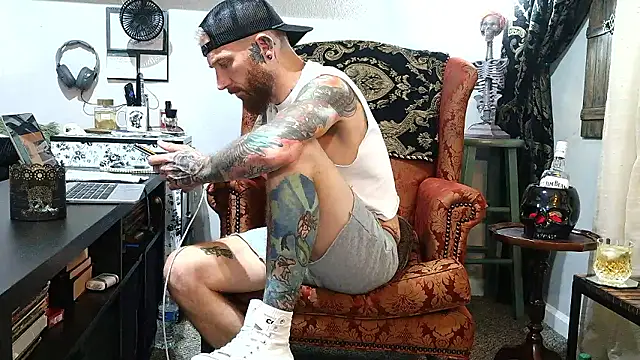 F D R  online show from April 22, 2026, 2:18 am