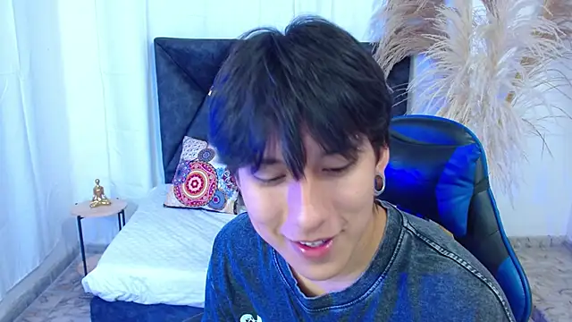 nikoo 18 online show from February 11, 2026, 1:33 pm