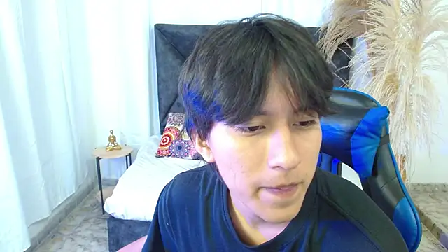 nikoo 18 online show from February 25, 2026, 1:44 pm