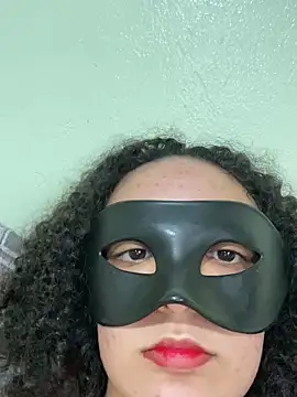 MaxMaddiey online show from April 6, 2026, 7:04 pm