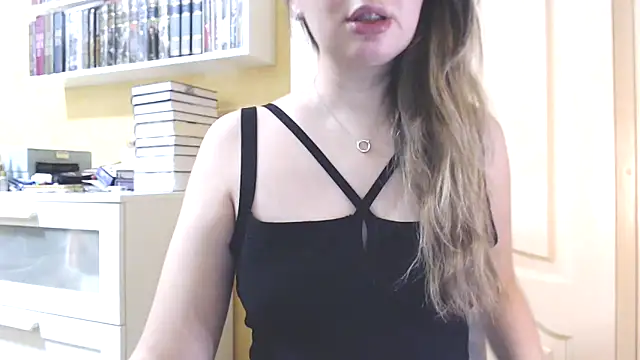 Tasiya online show from February 24, 2026, 3:02 pm