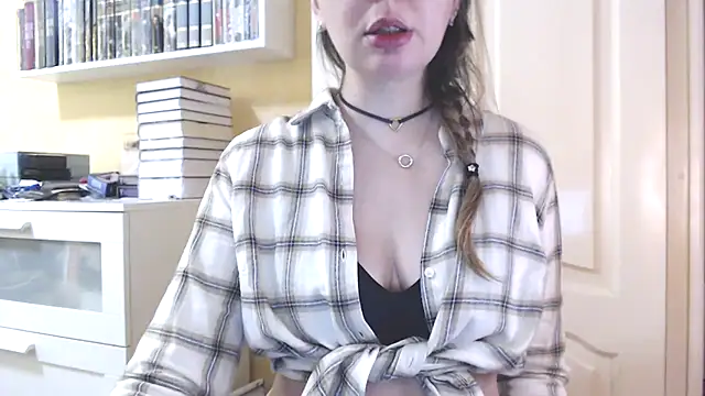 Tasiya online show from February 18, 2026, 10:12 am