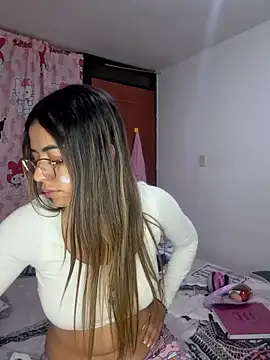 Snapshot of _as_una77 chatting on February 17, 2026, 2:42 am as una77 online show from February 17, 2026, 2:42 am