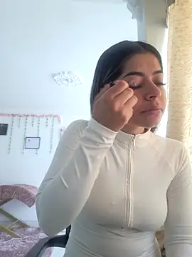 Snapshot of _as_una77 chatting on February 28, 2026, 5:01 pm as una77 online show from February 28, 2026, 5:01 pm