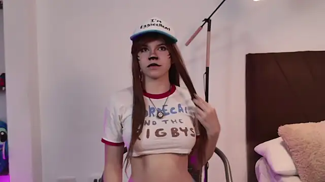 Snapshot of Raven_OA chatting on February 25, 2026, 12:27 pm Raven OA online show from February 25, 2026, 12:27 pm