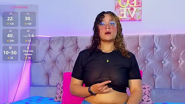 Snapshot of Black_Tara chatting on February 5, 2026, 3:35 am Black Tara online show from February 5, 2026, 3:35 am