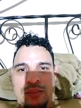 polla large active online show from April 6, 2026, 4:19 am