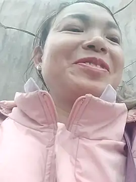 Snapshot of vivi1889 chatting on February 4, 2026, 3:01 am vivi1889 online show from February 4, 2026, 3:01 am