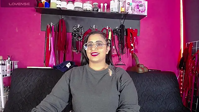 Snapshot of shannon_queen- chatting on May 31, 2026, 3:34 am shannon queen- online show from May 31, 2026, 3:34 am