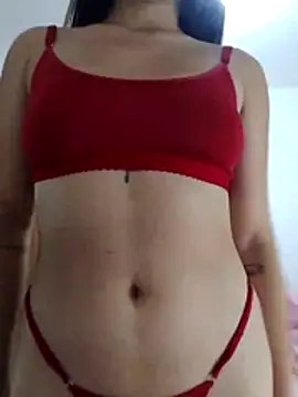 EmiNavarro online show from July 25, 2026, 12:51 am