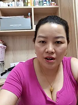 Snapshot of Jennie_dogy chatting on May 25, 2026, 1:43 pm Jennie dogy online show from May 25, 2026, 1:43 pm
