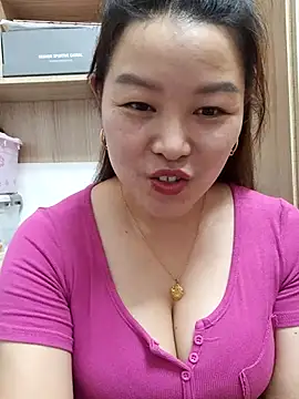 Snapshot of Jennie_dogy chatting on June 21, 2026, 5:13 am Jennie dogy online show from June 21, 2026, 5:13 am