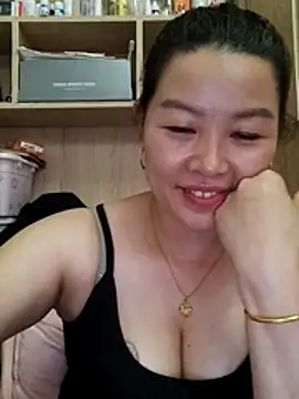 Snapshot of Jennie_dogy chatting on June 8, 2026, 1:28 am Jennie dogy online show from June 8, 2026, 1:28 am