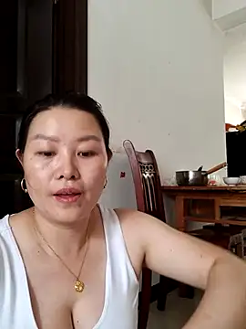 Snapshot of Jennie_dogy chatting on August 2, 2026, 1:59 am Jennie dogy online show from August 2, 2026, 1:59 am