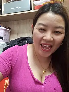 Snapshot of Jennie_dogy chatting on May 15, 2026, 2:31 am Jennie dogy online show from May 15, 2026, 2:31 am