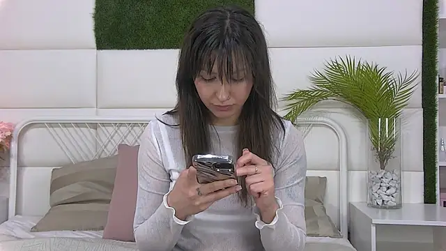 AngelaCox online show from March 25, 2026, 6:24 am