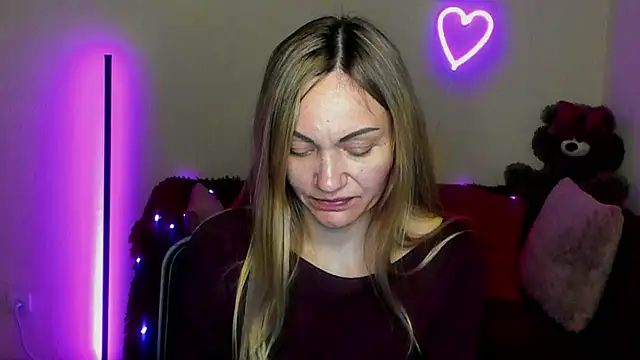 BlondMikey22 online show from April 15, 2026, 7:58 pm