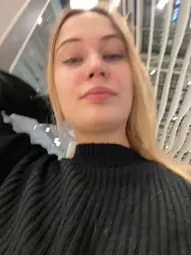 blonde exe online show from February 22, 2026, 3:57 pm