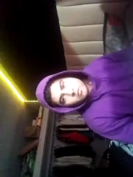 Snapshot of cobalto_azul chatting on February 4, 2026, 12:55 pm cobalto azul online show from February 4, 2026, 12:55 pm