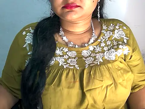 Snapshot of Saniya_K2 chatting on April 15, 2026, 4:44 pm Saniya K2 online show from April 15, 2026, 4:44 pm