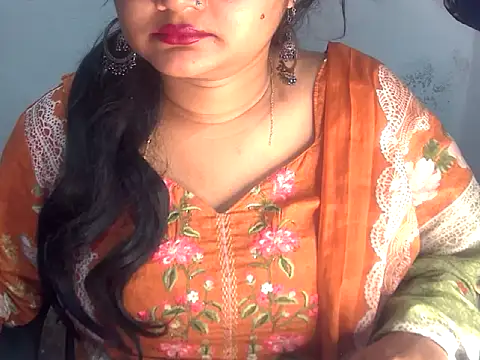 Snapshot of Saniya_K2 chatting on March 8, 2026, 4:43 pm Saniya K2 online show from March 8, 2026, 4:43 pm