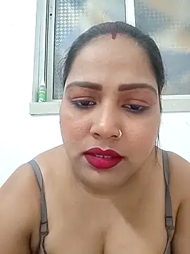 Indian AngelPriyanka123 online show from April 5, 2026, 7:31 pm
