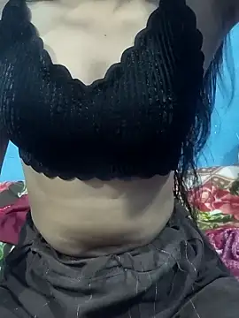 Snapshot of Sexy-Raziya69 chatting on February 11, 2026, 5:40 am Sexy-Raziya69 online show from February 11, 2026, 5:40 am