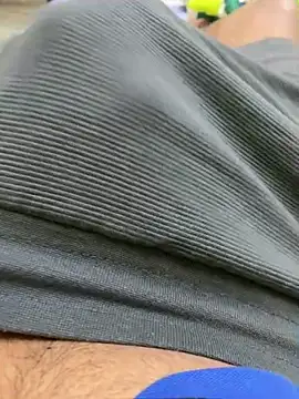 Snapshot of adiiiroccc chatting on February 12, 2026, 8:25 am adiiiroccc online show from February 12, 2026, 8:25 am