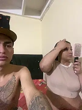 Snapshot of EmmaXDonald chatting on March 17, 2026, 4:37 am EmmaXDonald online show from March 17, 2026, 4:37 am