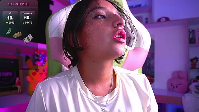  emily jonexs online show from February 25, 2026, 12:44 am