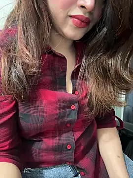 Snapshot of riya_sharma11 chatting on April 10, 2026, 9:00 pm riya sharma11 online show from April 10, 2026, 9:00 pm