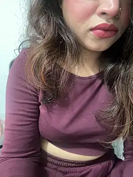 Snapshot of riya_sharma11 chatting on April 6, 2026, 9:38 pm riya sharma11 online show from April 6, 2026, 9:38 pm