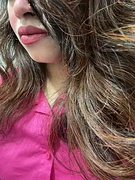 Snapshot of riya_sharma11 chatting on April 1, 2026, 11:23 pm riya sharma11 online show from April 1, 2026, 11:23 pm