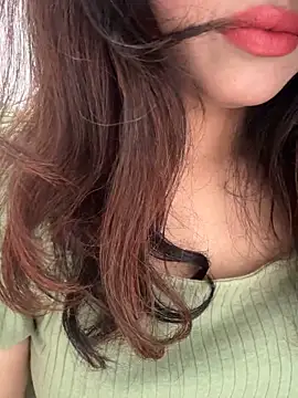 Snapshot of riya_sharma11 chatting on March 18, 2026, 5:10 am riya sharma11 online show from March 18, 2026, 5:10 am