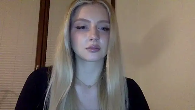 MayaWetDream online show from April 7, 2026, 7:48 pm