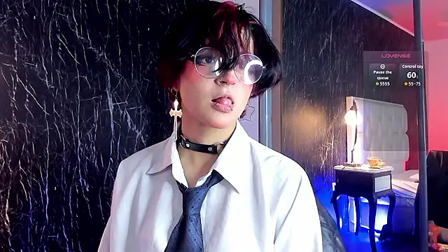 Snapshot of YuuMiko chatting on March 12, 2026, 12:20 pm YuuMiko online show from March 12, 2026, 12:20 pm